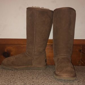 Tan UGG Boots (Tall)